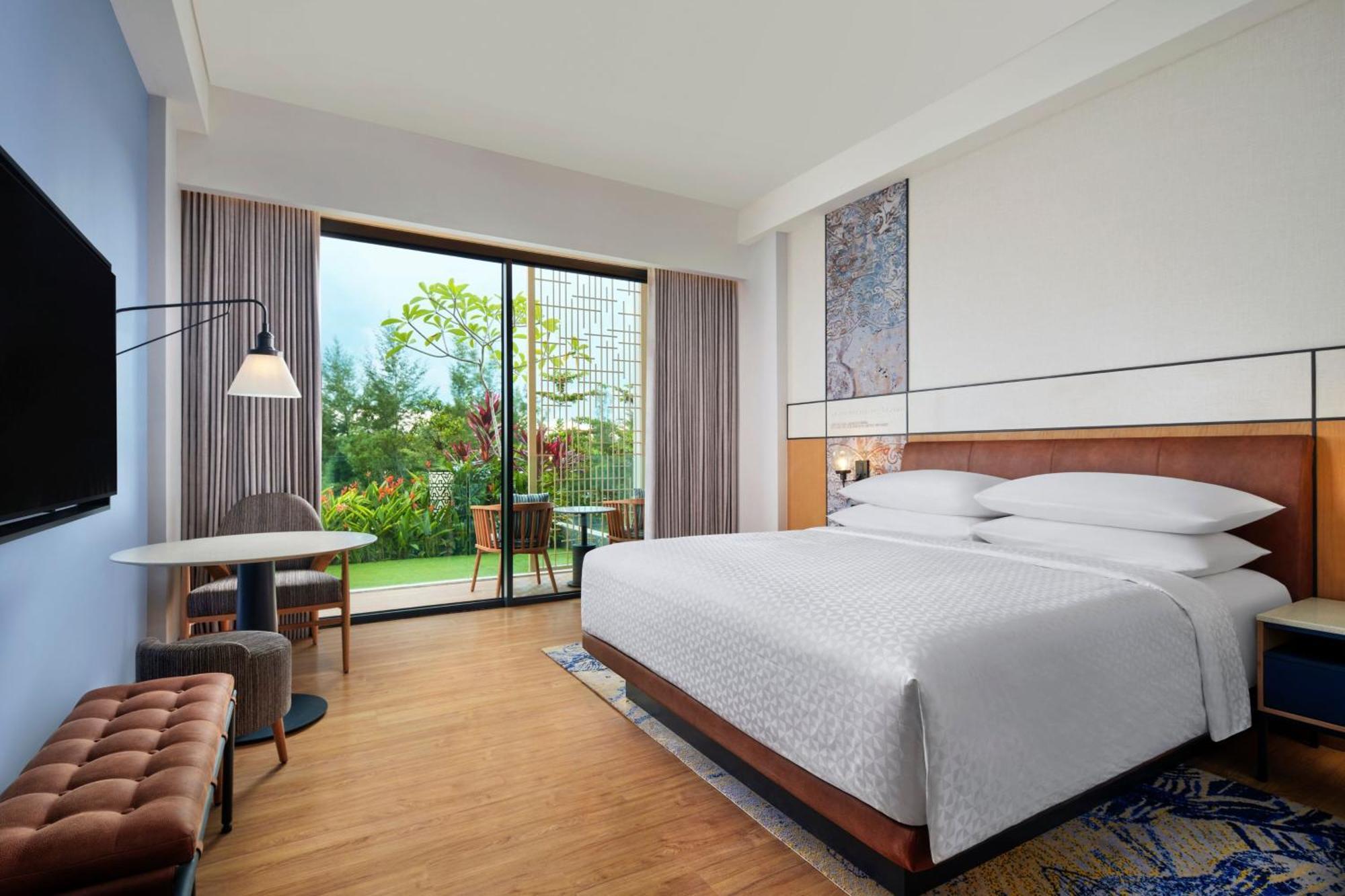 Four Points By Sheraton Bintan, Lagoi Bay Экстерьер фото