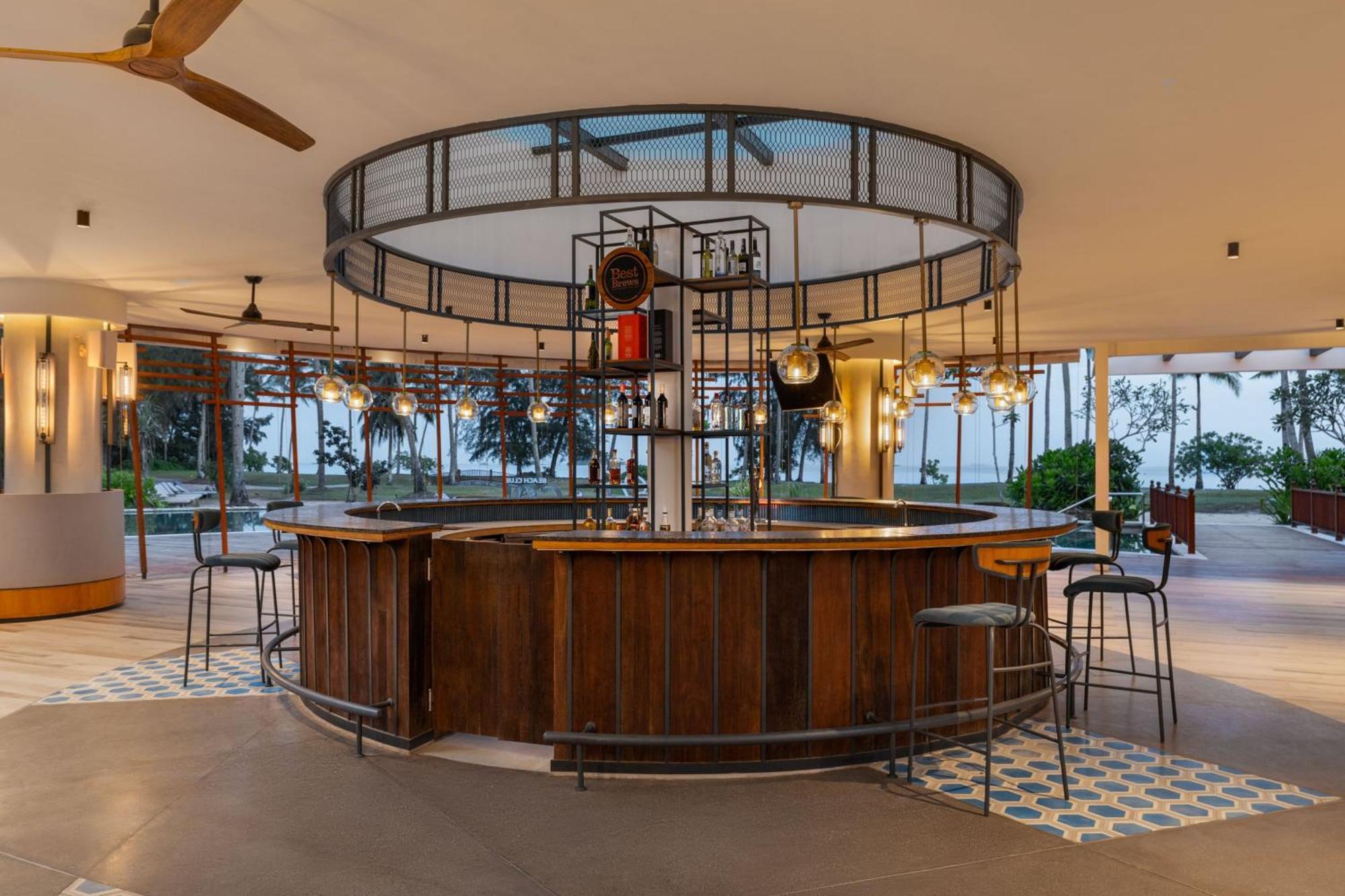 Four Points By Sheraton Bintan, Lagoi Bay Экстерьер фото