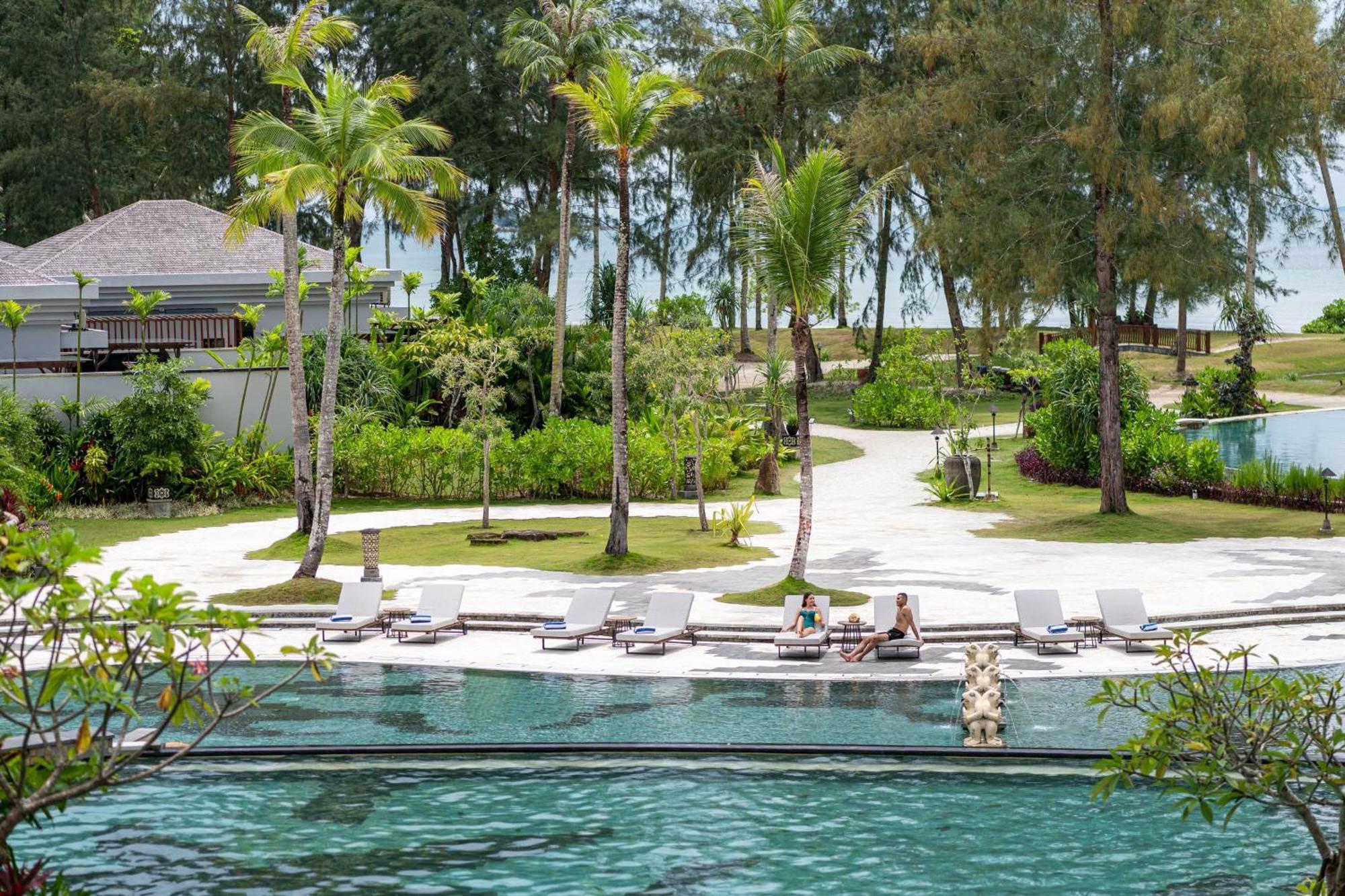 Four Points By Sheraton Bintan, Lagoi Bay Экстерьер фото